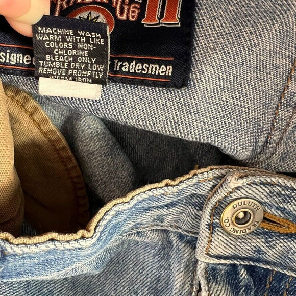 Duluth Trading Jeans Mens 38x30 Medium Wash Blue Gusset Distressed - Picture 12 of 12